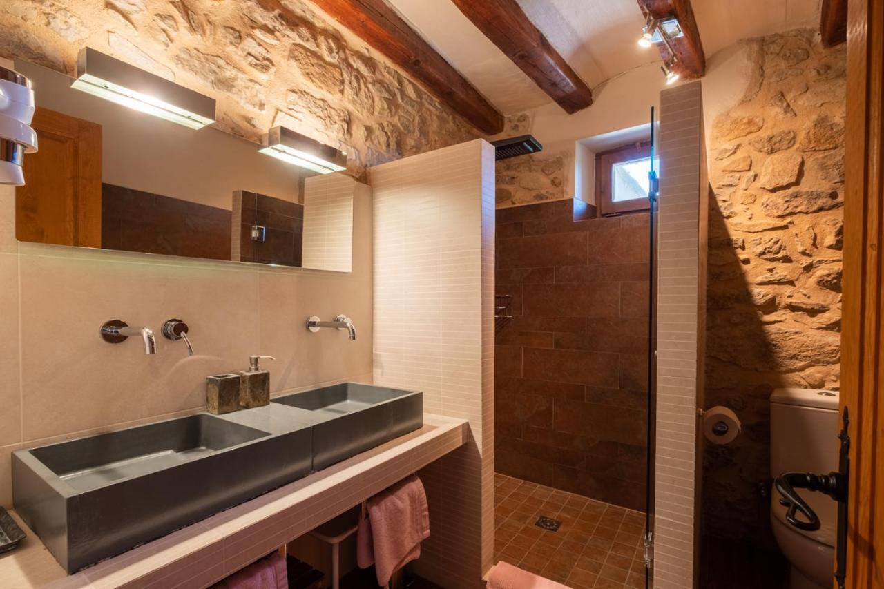 Cal Ros Bed & Breakfast Calonge de Segarra ภายนอก รูปภาพ